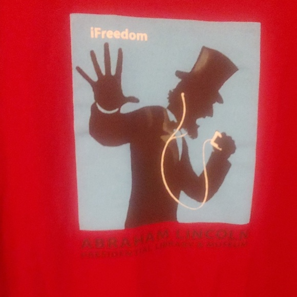 Graphic t-shirt - Picture 4 of 5